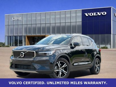 Certified 2025 Volvo XC40 B5 Core