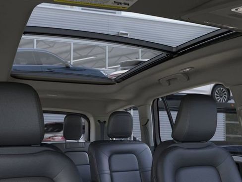 New 2026 Lincoln Aviator AWD w/ Jet Appearance Package image 51