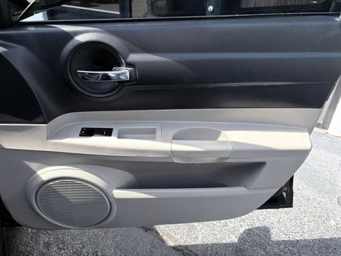 Used 2007 Dodge Charger R/T RWD image 19