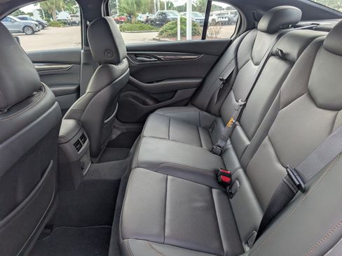 Certified 2025 Cadillac CT5 V w/ LPO, Blue Accent Package RWD image 32