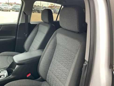 Used 2023 Chevrolet Equinox LT image 8