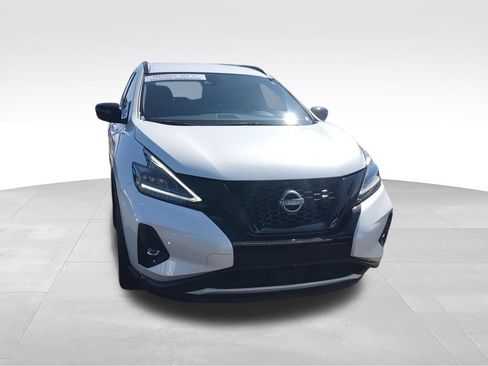 Used 2023 Nissan Murano SV w/ SV Midnight Edition Package FWD image 3