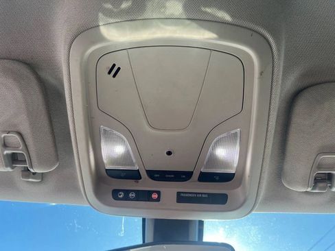 Used 2017 Chevrolet Impala LT image 20