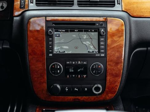 Used 2007 Chevrolet Avalanche LT RWD image 17