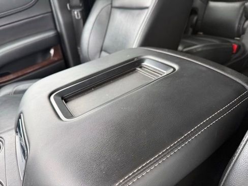 Used 2018 GMC Yukon XL SLT image 33