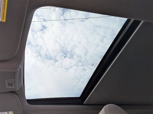 Used 2016 Ford F150 XLT w/ Equipment Group 302A Luxury image 20