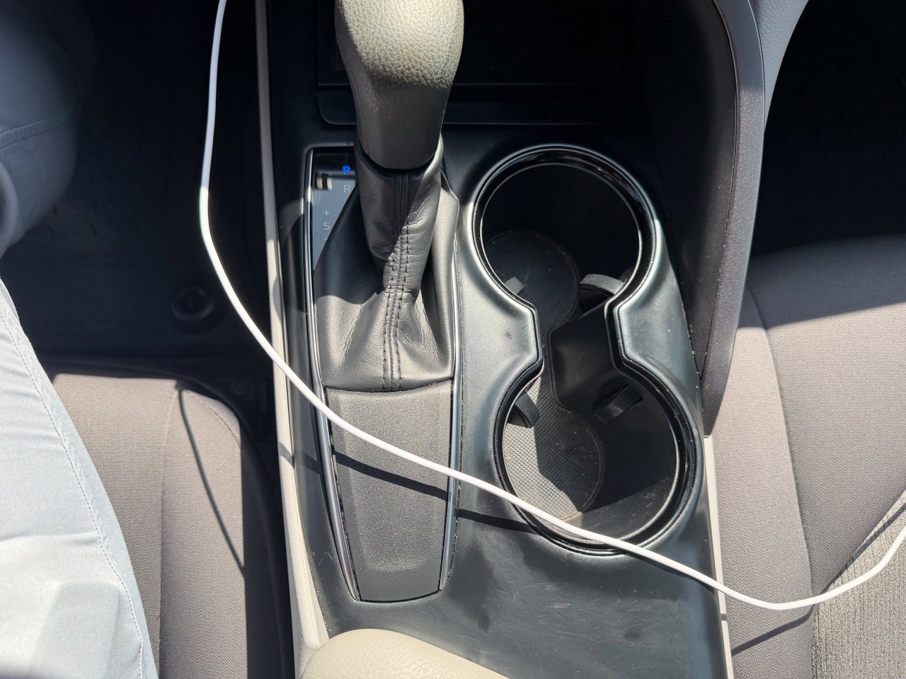 Used 2019 Toyota Camry LE w/ Convenience Package FWD image 8