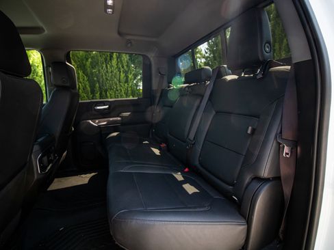 Used 2023 Chevrolet Silverado 2500 LTZ AWD/4WD image 30
