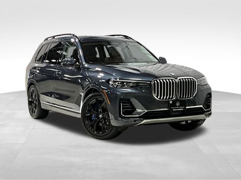 Used 2022 BMW X7 xDrive40i w/ Premium Package image 1