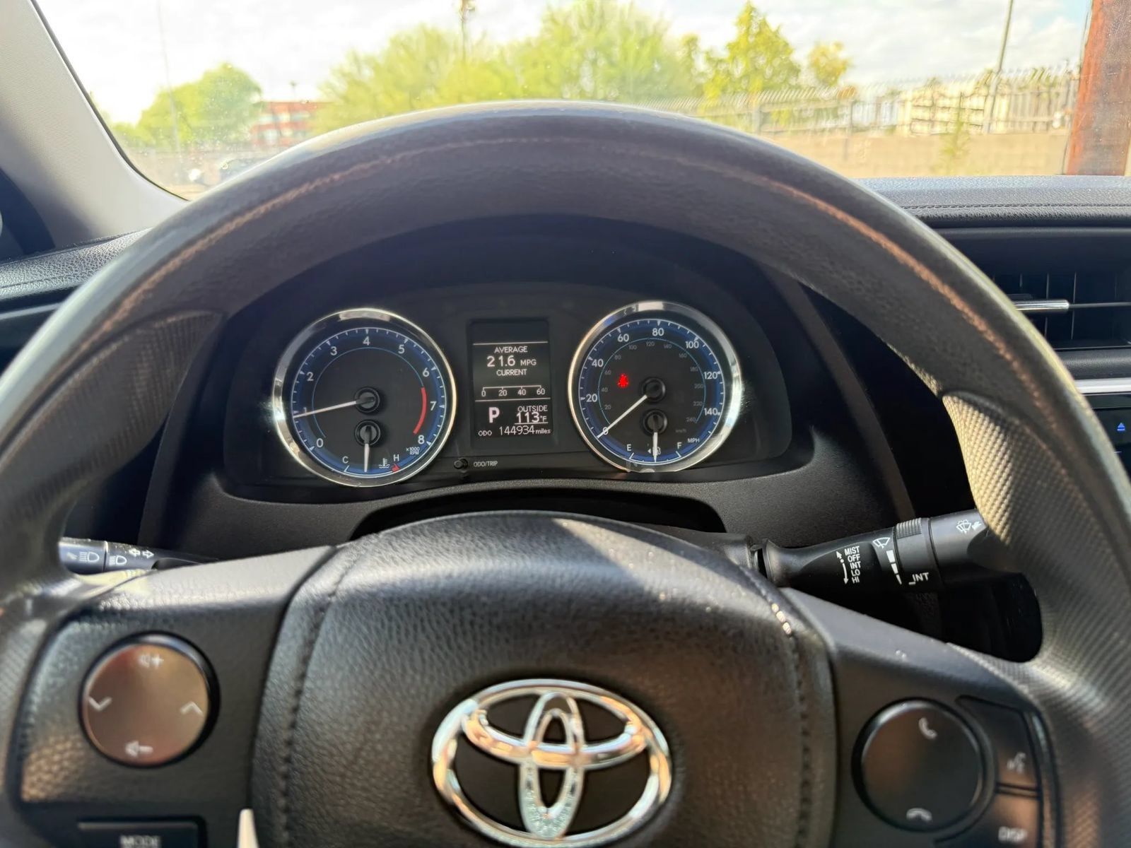 Used 2018 Toyota Corolla LE FWD image 11