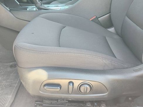 Used 2024 Chevrolet Malibu LT FWD image 23