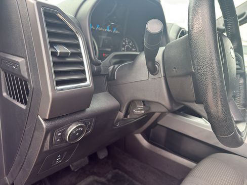 Used 2016 Ford F150 XLT w/ Equipment Group 302A Luxury AWD/4WD image 15