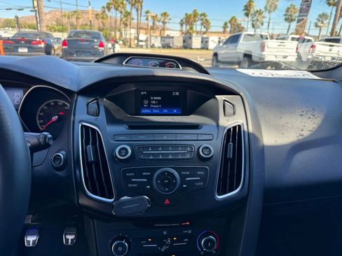 Used 2016 Ford Focus ST image 16