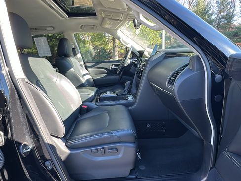 Certified 2024 INFINITI QX80 Luxe w/ Cargo Package image 26