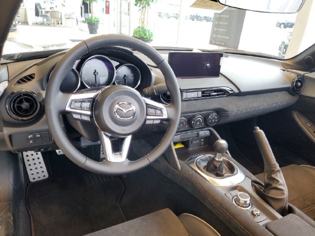 New 2026 MAZDA MX-5 Miata Club w/ Brembo/BBS/Recaro Package RWD image 11