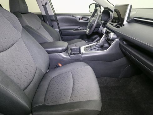 Used 2024 Toyota RAV4 XLE w/ Convenience Package AWD/4WD image 16