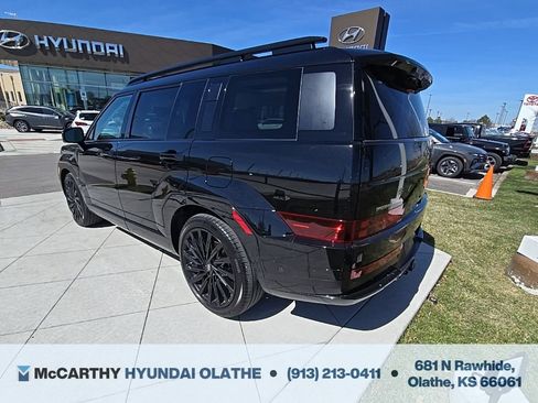 Used 2025 Hyundai Santa Fe Calligraphy AWD/4WD image 8