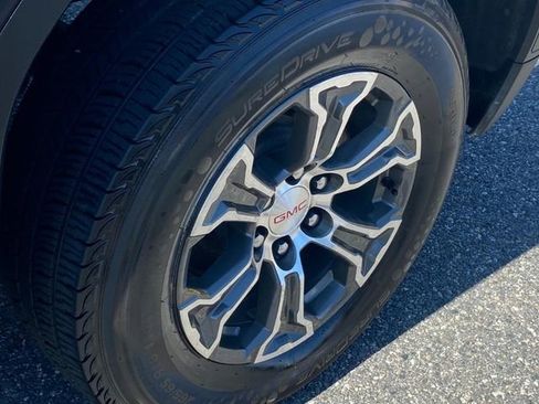 Used 2024 GMC Sierra 1500 SLT image 22