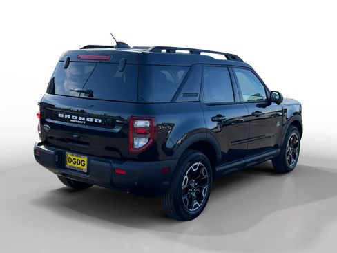 Certified 2025 Ford Bronco Sport Outer Banks w/ Outer Banks Tech Package+ image 5