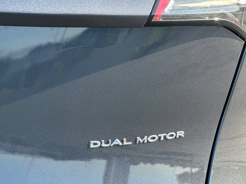 Used 2021 Tesla Model Y Long Range AWD/4WD image 48