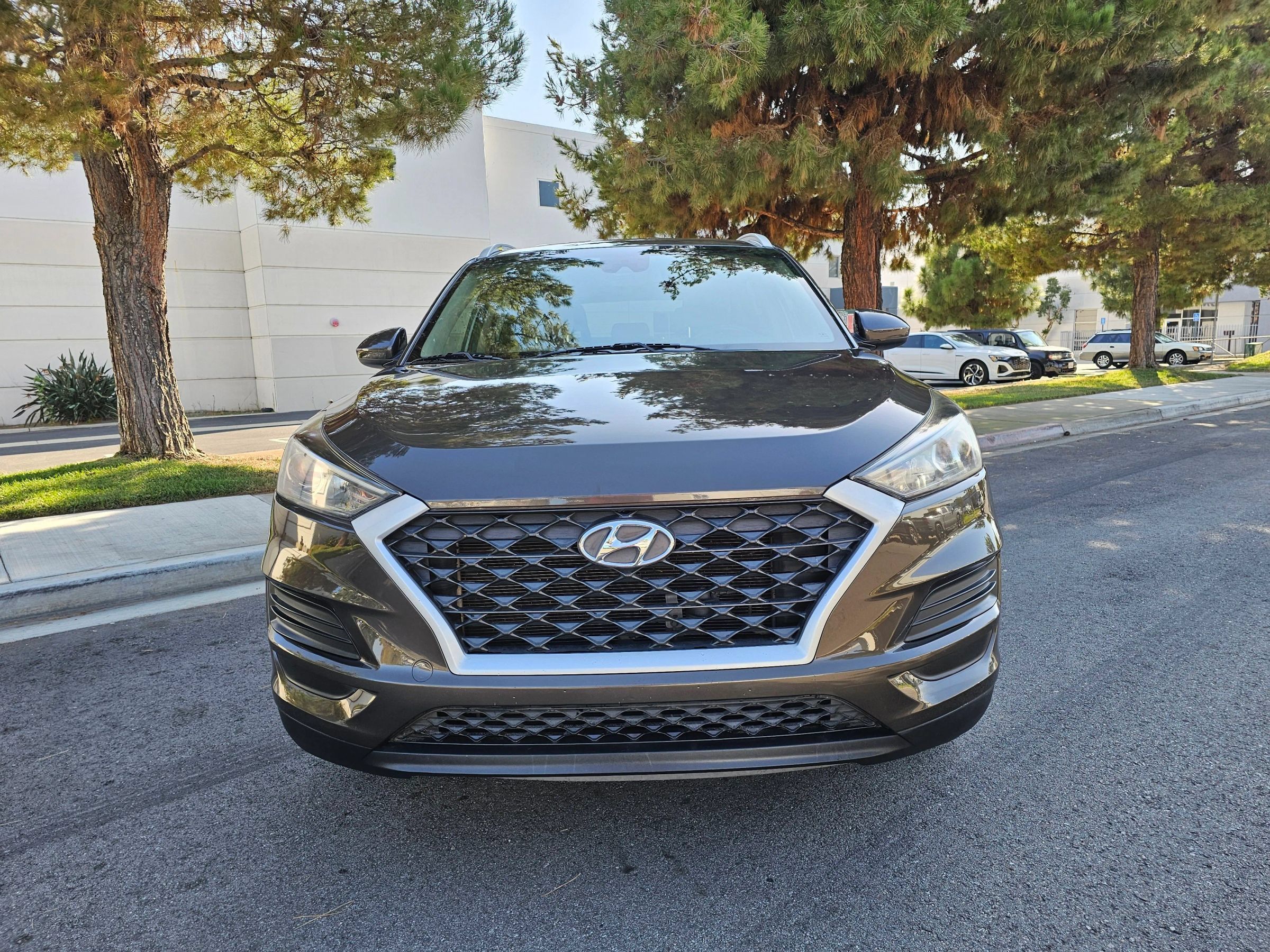 Used 2019 Hyundai Tucson SEL w/ Cargo Package FWD image 2