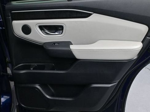 Certified 2023 Honda Pilot Elite image 24