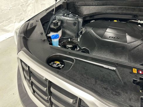 Used 2025 Kia Telluride S image 63