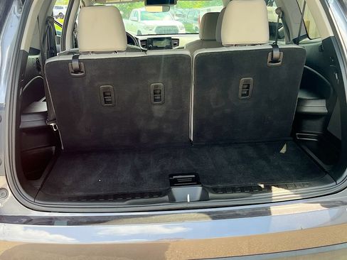 Used 2022 Honda Pilot Touring image 29