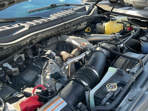 Used 2021 Ford F250 Lariat w/ Chrome Package image 62