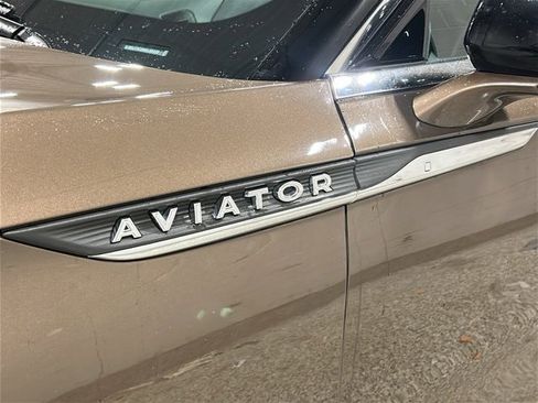 Used 2022 Lincoln Aviator Reserve w/ Equipment Group 201A image 29
