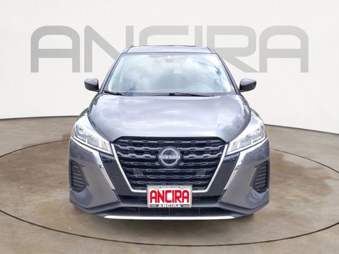 Certified 2024 Nissan Kicks S image 6