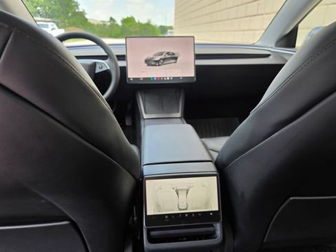 Used 2025 Tesla Model 3 Long Range RWD image 31