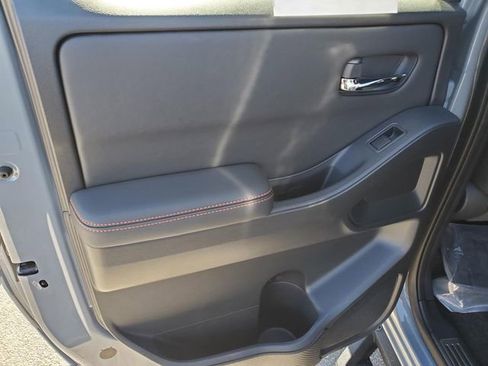 Certified 2023 Nissan Frontier PRO-4X w/ Pro Convenience Package image 12