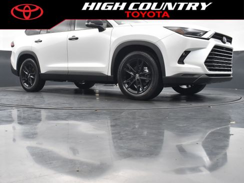 New 2026 Toyota Grand Highlander AWD Hybrid image 41