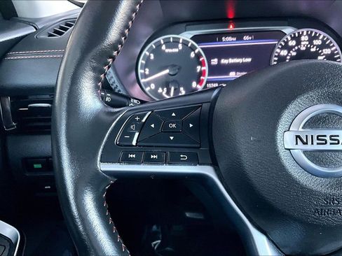 Used 2023 Nissan Sentra SR w/ SR Premium Package image 11