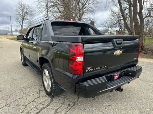 Used 2007 Chevrolet Avalanche LTZ w/ LTZ Preferred Equipment Group image 8
