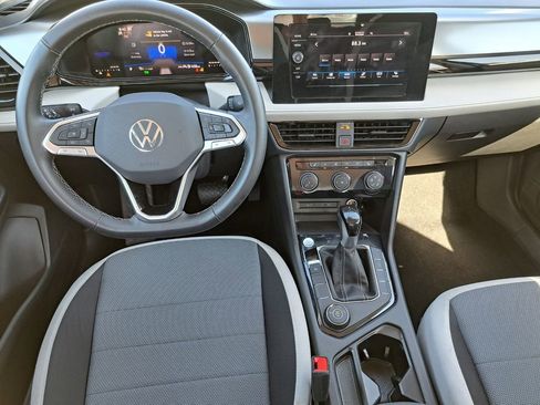 Used 2025 Volkswagen Taos S image 21