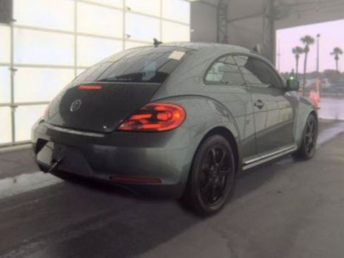 Used 2014 Volkswagen Beetle 1.8T FWD image 4