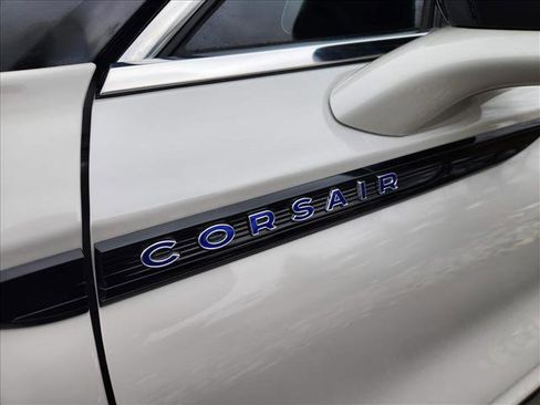 Used 2022 Lincoln Corsair Grand Touring w/ Elements Technology Bundle image 10