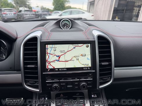 Used 2016 Porsche Cayenne GTS AWD/4WD image 22
