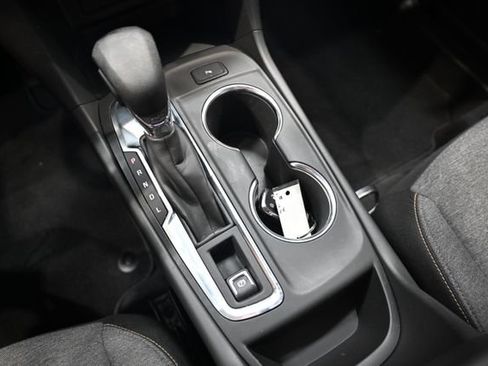 Used 2022 Chevrolet Equinox LT FWD image 18