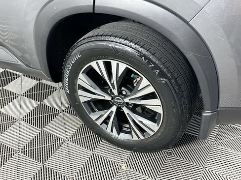 Certified 2023 Nissan Rogue SV FWD image 37