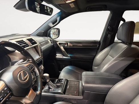 Used 2021 Lexus GX 460 Premium w/ Premium Package AWD/4WD image 10