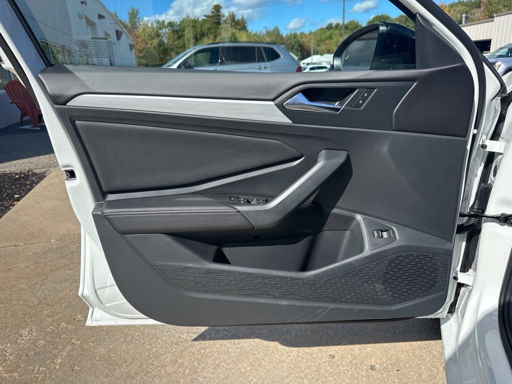 New 2027 Volkswagen Jetta Sport FWD image 11