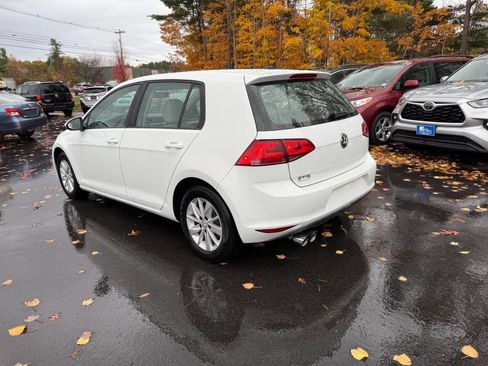 Used 2015 Volkswagen Golf S image 8
