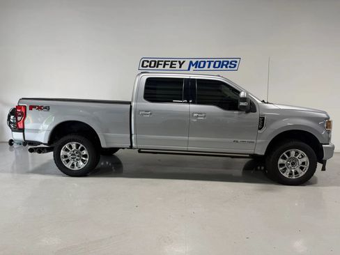 Used 2020 Ford F350 Limited AWD/4WD image 7