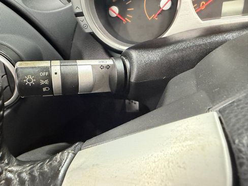 Used 2004 Nissan 350Z Touring image 16