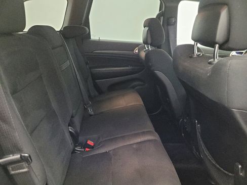 Used 2016 Jeep Grand Cherokee Laredo w/ Quick Order Package 23E image 19