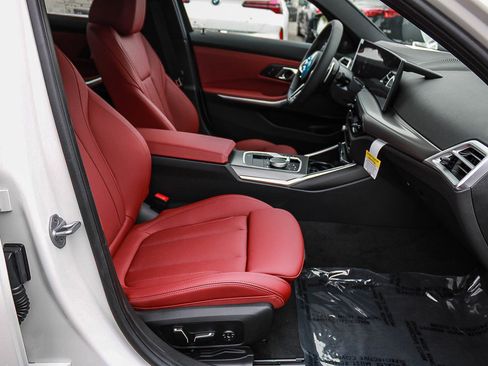 New 2026 BMW 330i Sedan w/ M Sport Package RWD image 15