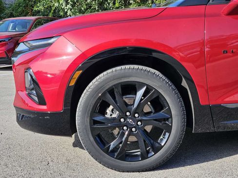 Used 2021 Chevrolet Blazer RS w/ Driver Confidence II Package FWD image 8
